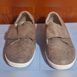 SKECHERS Air-Cooled Memory Foam Sneakers